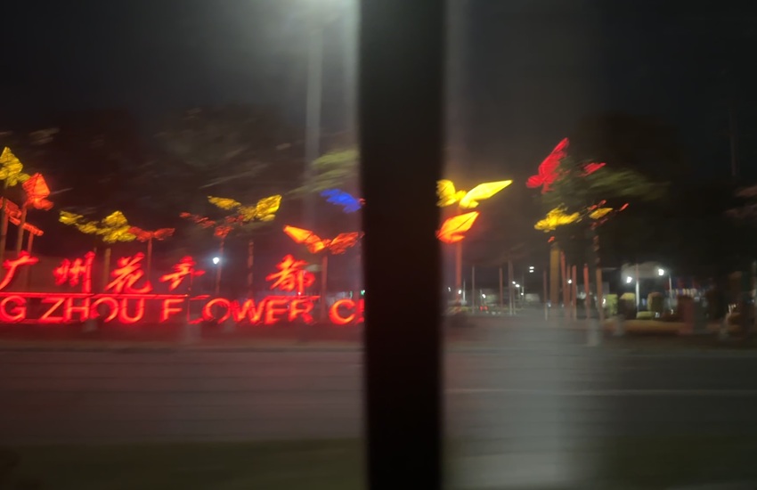 ملتزمون بتقديم أفضل خدمة لكم